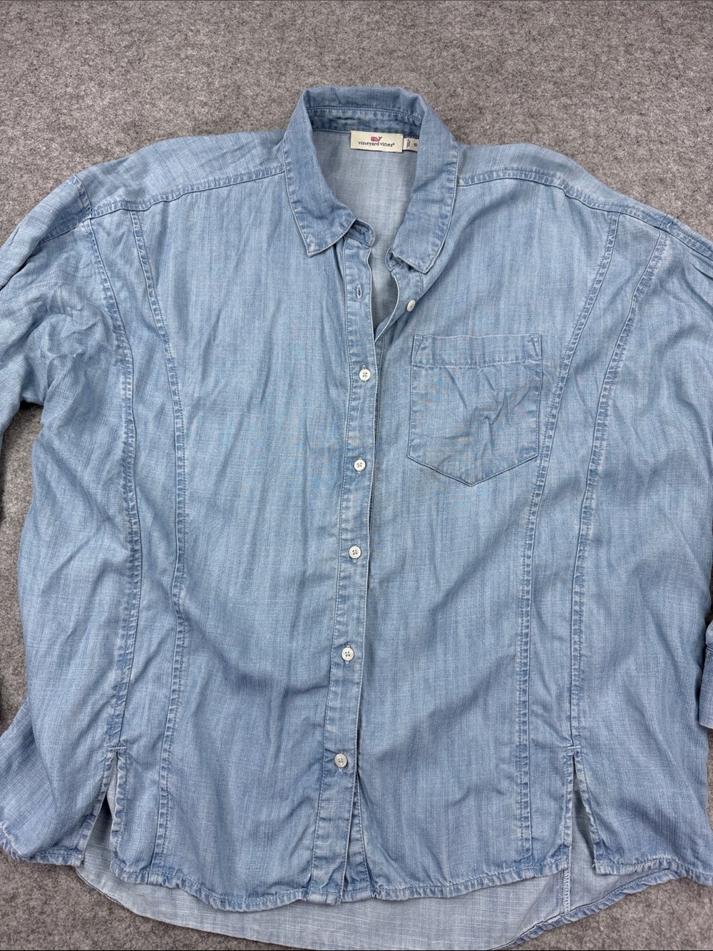 Vineyard Vines Light Blue Denim Casual Button-Down Shirt